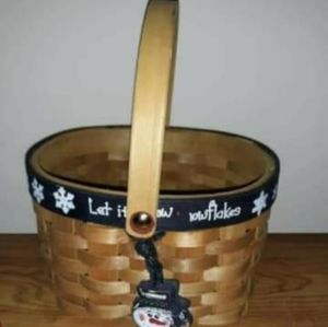 COPY - Really cute snowman basket